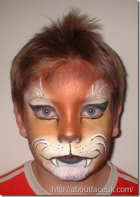 Otros maquillajes de león. lion%20face%20paint%202004